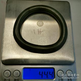 乡下收来的清代时期和田玉山料纯手工制作,和田玉手镯一支,做工精美